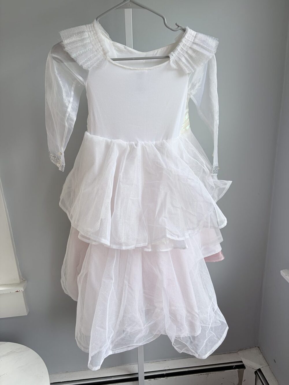 Disney Store White Princess Costume Gown Tulle Skirt Sheer Sleeves Girls 5/6